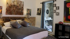Signature Room, 1 Katil Ratu (Queen), Pool Access
