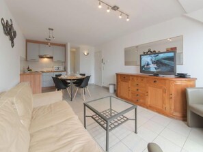 TV - Tivoli 37 with parking by Interhome (Bredene)