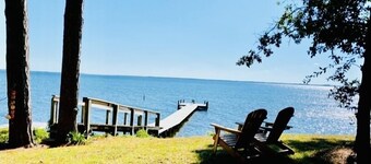 Waterfront Cottage mit Pier am Pamlico River in der Nähe von Bath | Belhaven NC