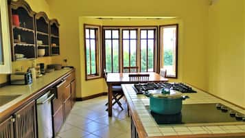 Standard Villa, 5 Bedrooms | Private kitchen | Fridge, microwave, stovetop, coffee/tea maker