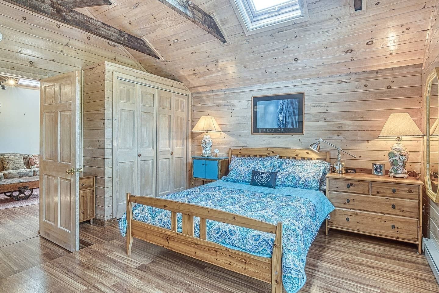 2 quartos, ferros/tábuas de passar roupa, Wi-Fi de cortesia