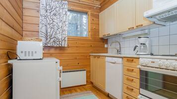 Réfrigérateur, micro-ondes, lave-vaisselle