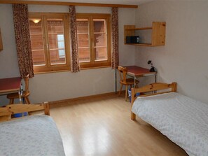 4 bedrooms, WiFi