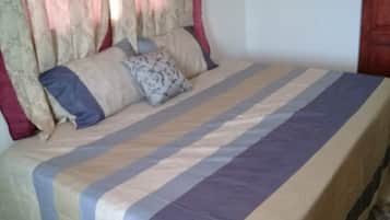 1 bedroom, iron/ironing board, free WiFi, bed sheets