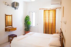 Schallisolierte Zimmer, Bügeleisen/Bügelbrett, kostenlose Babybetten