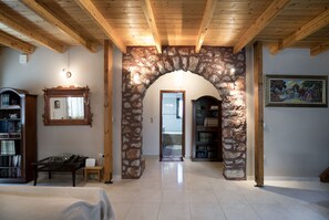 3 makuuhuonetta, silitysrauta/-lauta, Wi-Fi