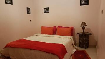 2 Schlafzimmer, Bügeleisen/Bügelbrett, Internetzugang