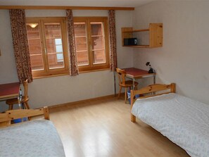 6 chambres, accès Internet