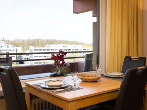 Dining - Butterblume (B808) by Interhome (Lahnstein (Koblenz))