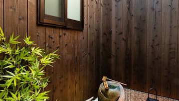 Studio, Garden View | Courtyard view