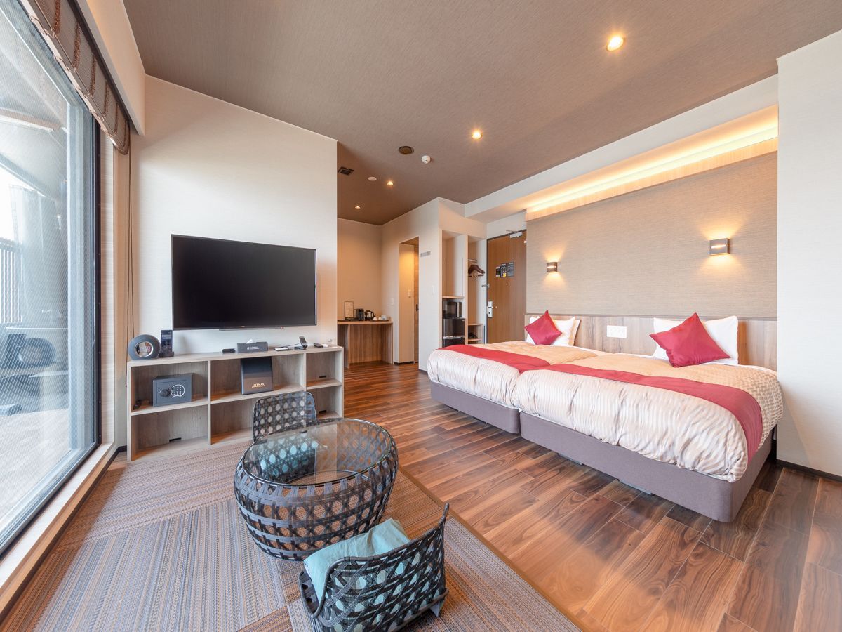 down duvets, free wifi, bed sheets