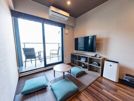 Edredones de plumas, wifi gratis, ropa de cama