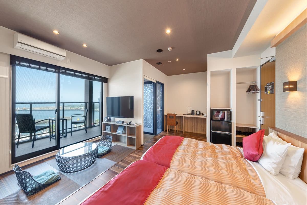 down duvets, free wifi, bed sheets