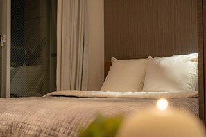 1 Bedroom Apartment | 1 bedroom, desk, laptop workspace, blackout curtains