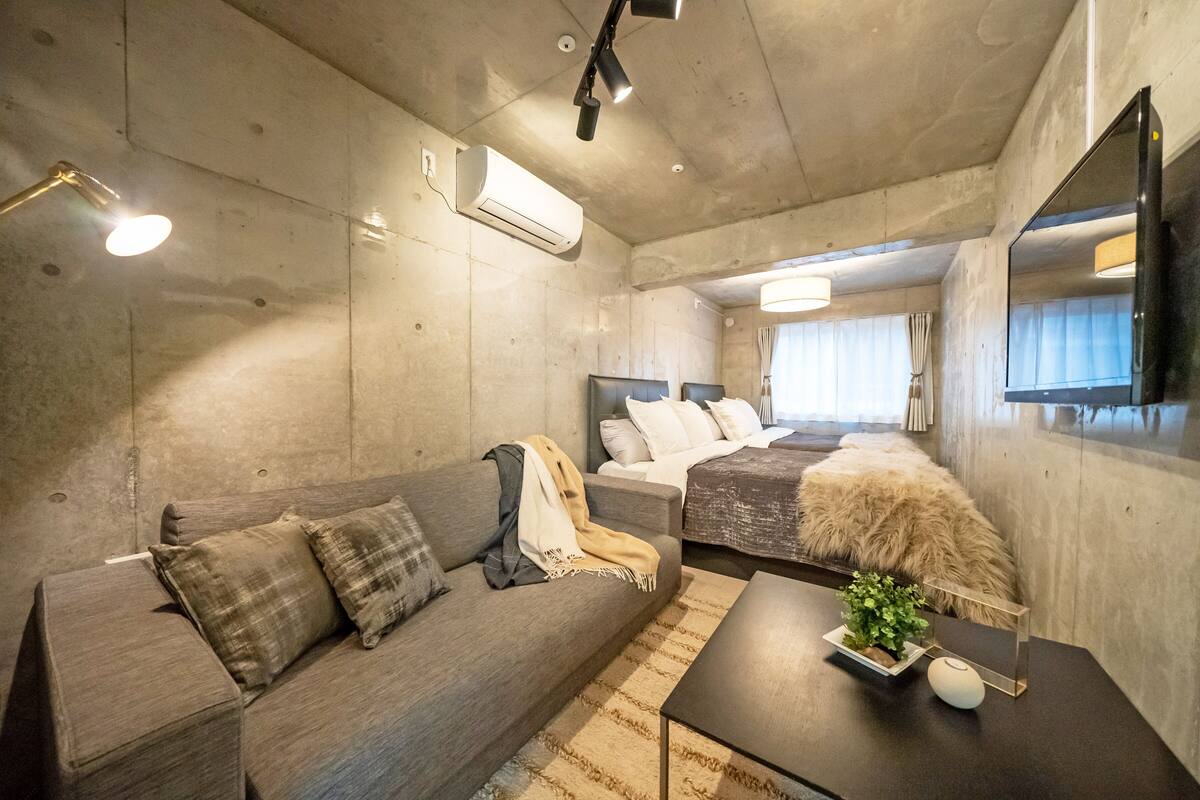Studio (Large Studio) | Blendingsgardiner, wi-fi (inkludert) og sengetøy