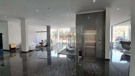 Sala de estar en el lobby