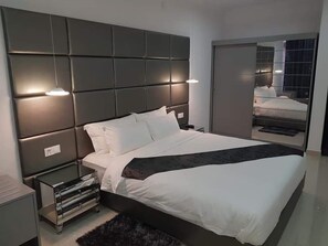 コンフォート アパートメント | セーフティボックス (室内)、ベビーベッド、可動式ベッド、WiFi (無料)