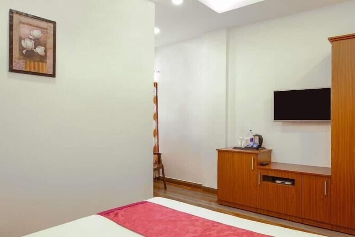 Executive Room | Dilengkapkan perabot secara berasingan, ruang kerja komputer riba