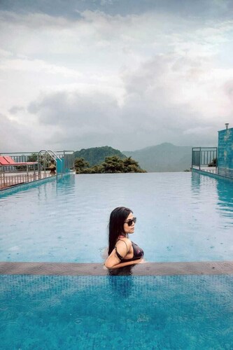 The Lake View Munnar Resort