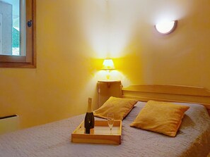 1 غرفة نوم وخدمة الإنترنت