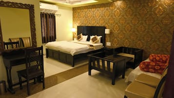 Superior Double Room | Soundproofing