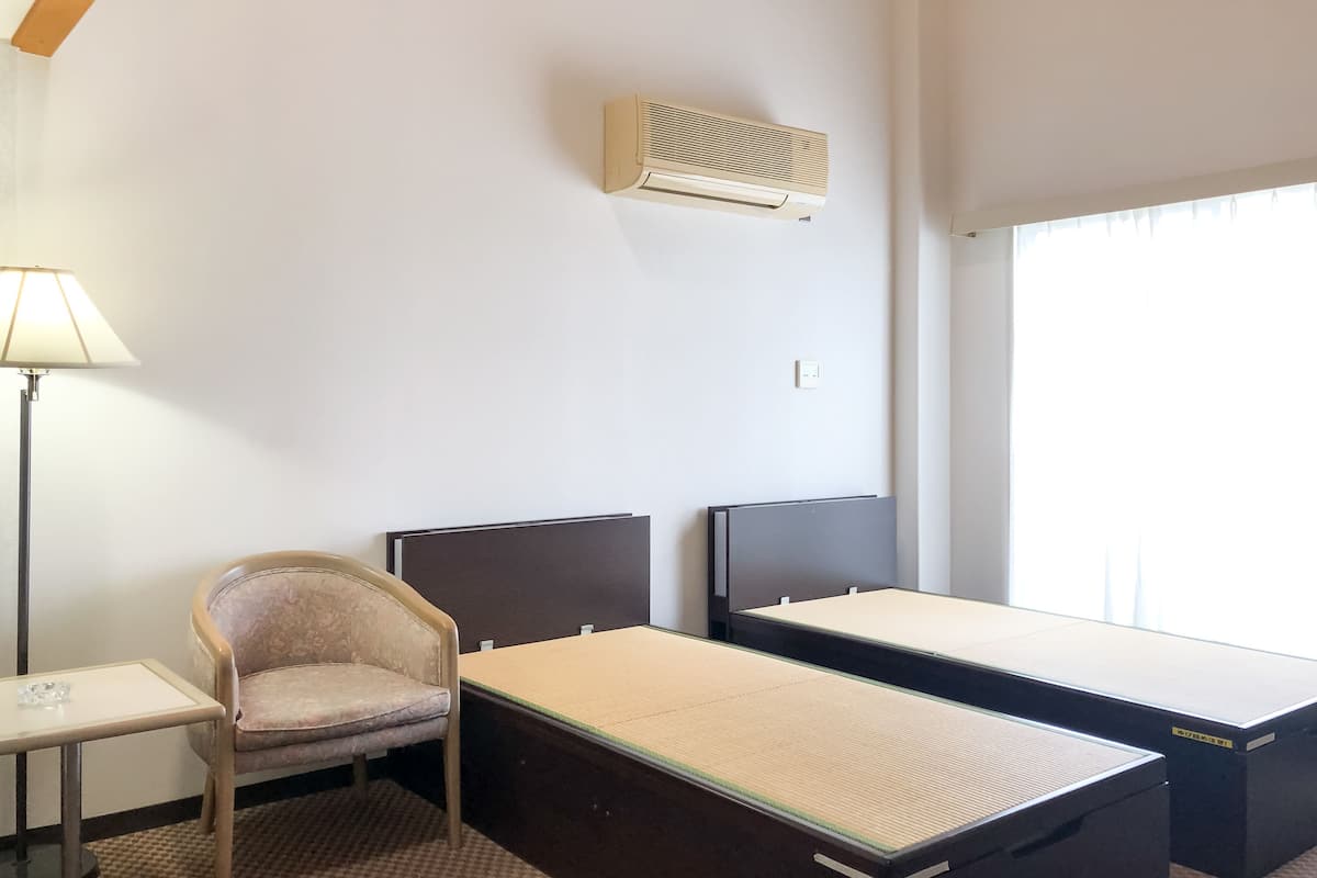免费 WiFi、床单