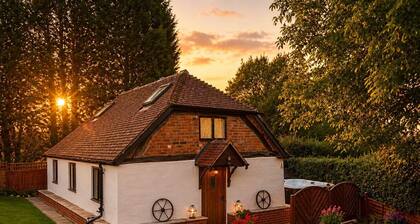 Romeo Cottage