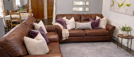 House, 1 Bedroom | Living area