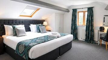 House, 3 Bedrooms | 3 bedrooms, iron/ironing board, free WiFi, bed sheets