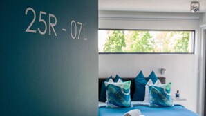Dobbeltrom – comfort | Lydisolert, strykejern/-brett, wi-fi (inkludert) og sengetøy