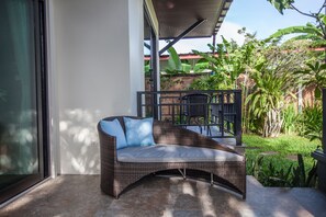 Executive Bungalow | Terrace/patio