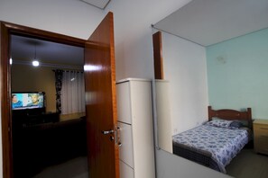 아파트 (2 Bedrooms) | 2 개의 침실, 침대 시트