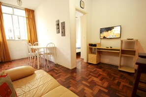 Apartment (1 Bedroom) | 1 bedroom, bed sheets