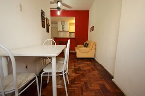 Dining - Gohouse - Baependi 503 (Rio de Janeiro)