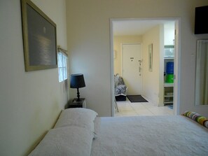 Apartment (2 Bedrooms)