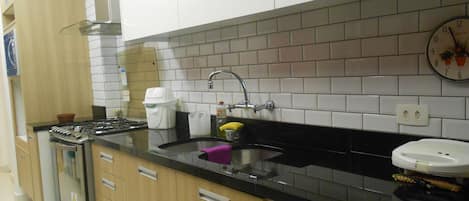 Apartment (2 Bedrooms) | Private kitchen