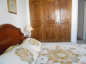 Apartamento (3 Bedrooms) | 3 dormitorios, wifi, ropa de cama