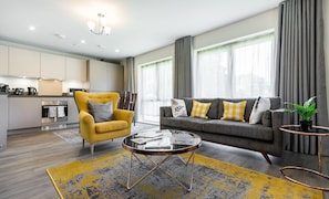 Apartamento | Área de estar | TV de tela plana