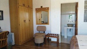 Double or Twin Room | Living area - Lapeng Habo Bantu (Mafeteng)