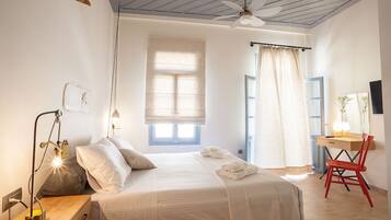 Hochwertige Bettwaren, Minibar, Schreibtisch, schallisolierte Zimmer