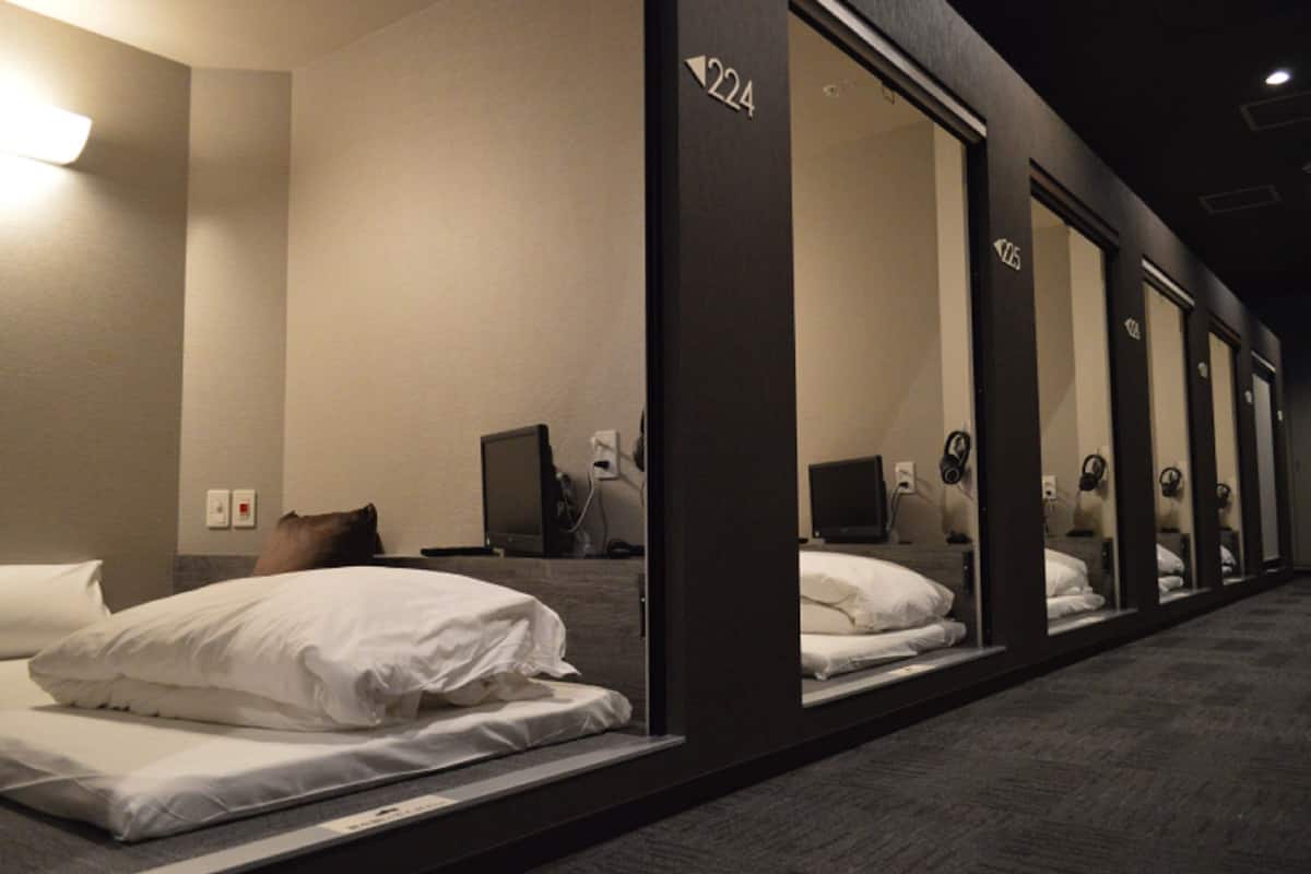 TypeC, Cabin Room | Desk, free WiFi, bed sheets
