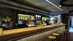 Coffee shop - Hostal Bearán (Pamplona)