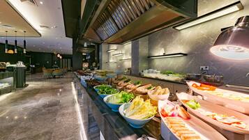 الطعام والشراب