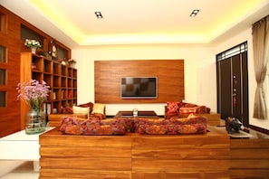 Televisión de pantalla plana