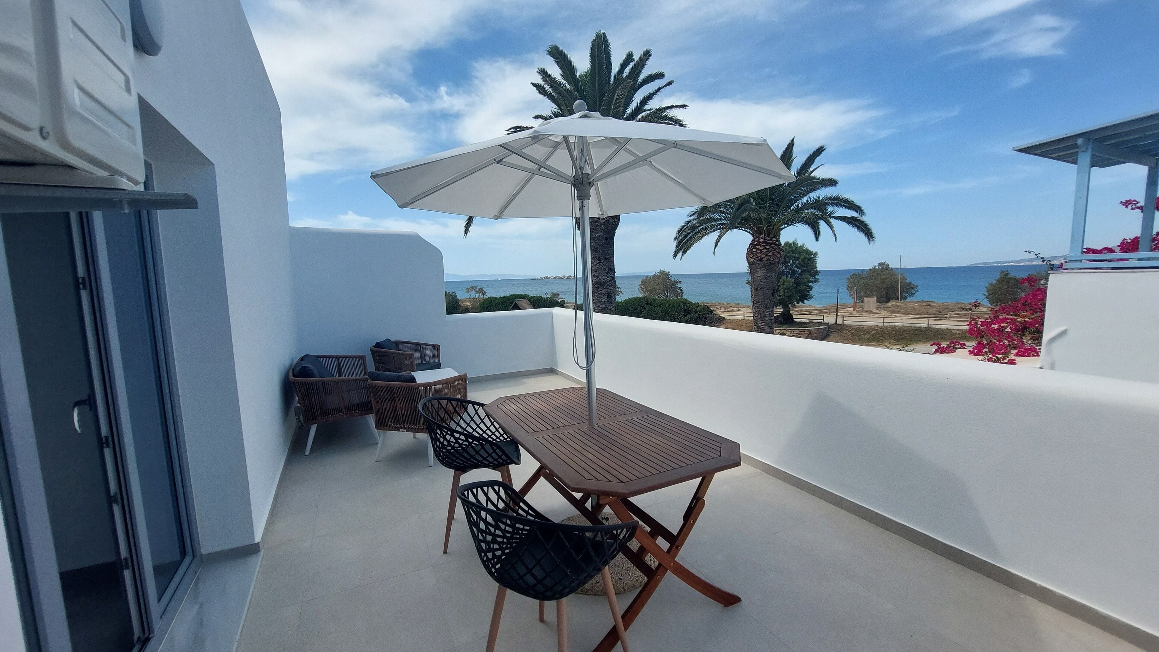 Deluxe Double Room | Terrace/patio