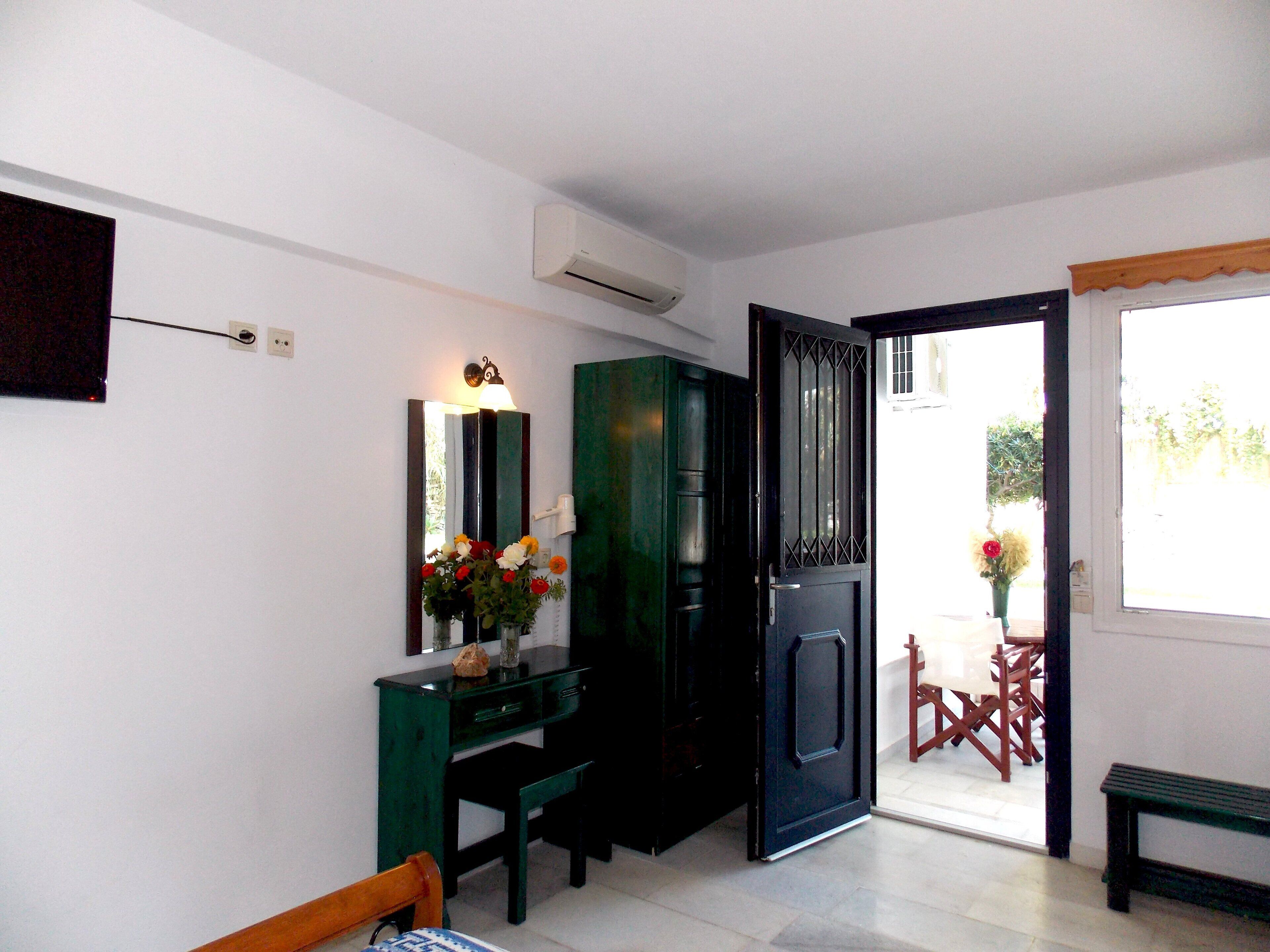 1 bedroom, in-room safe, wheelchair access