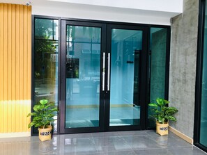 Property entrance - Thanks Pama (Bangkok)