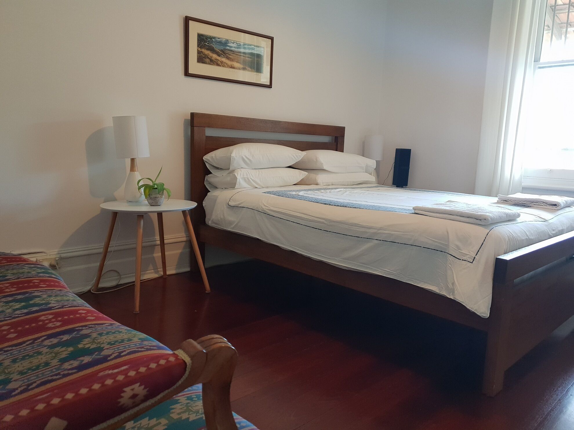 Central Fremantle two bedroom historic cottage — image 5