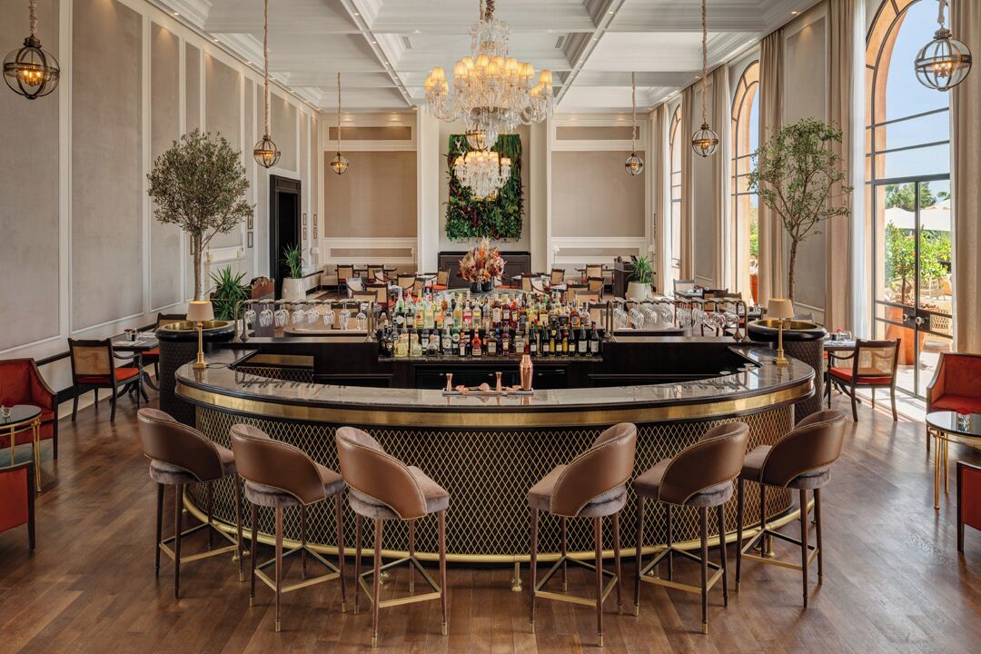 3 restaurants, breakfast, lunch, dinner served; indian cuisine