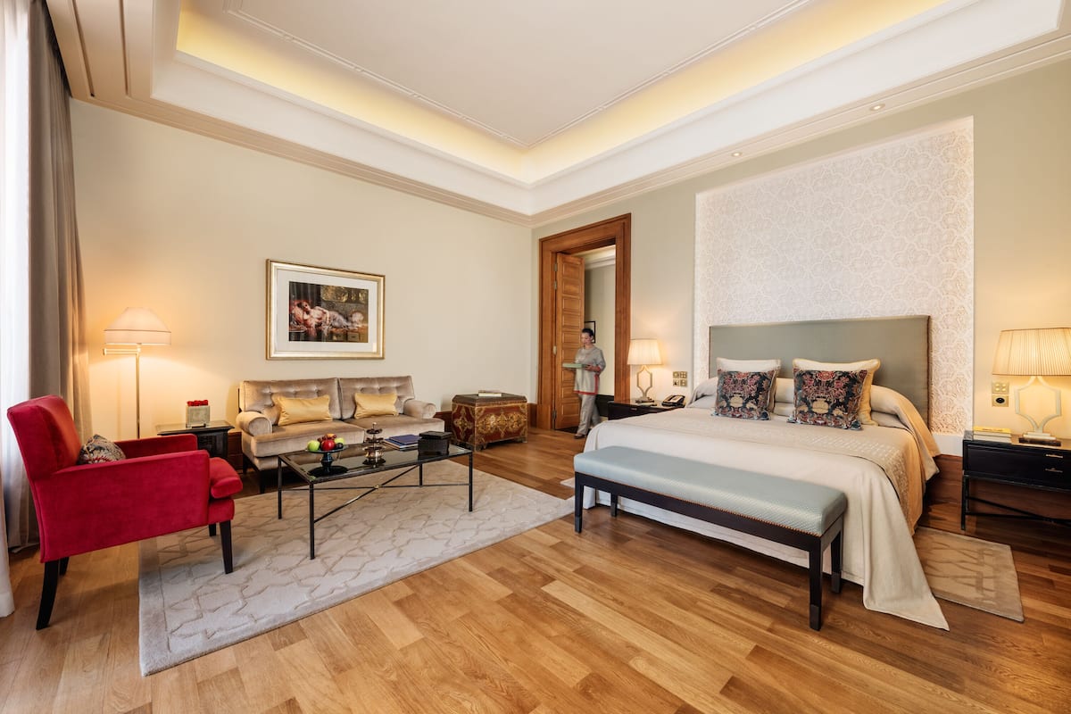 Presidential Villa (Private Pool) | Hypo-allergenic bedding, minibar, in-room safe, individually decorated